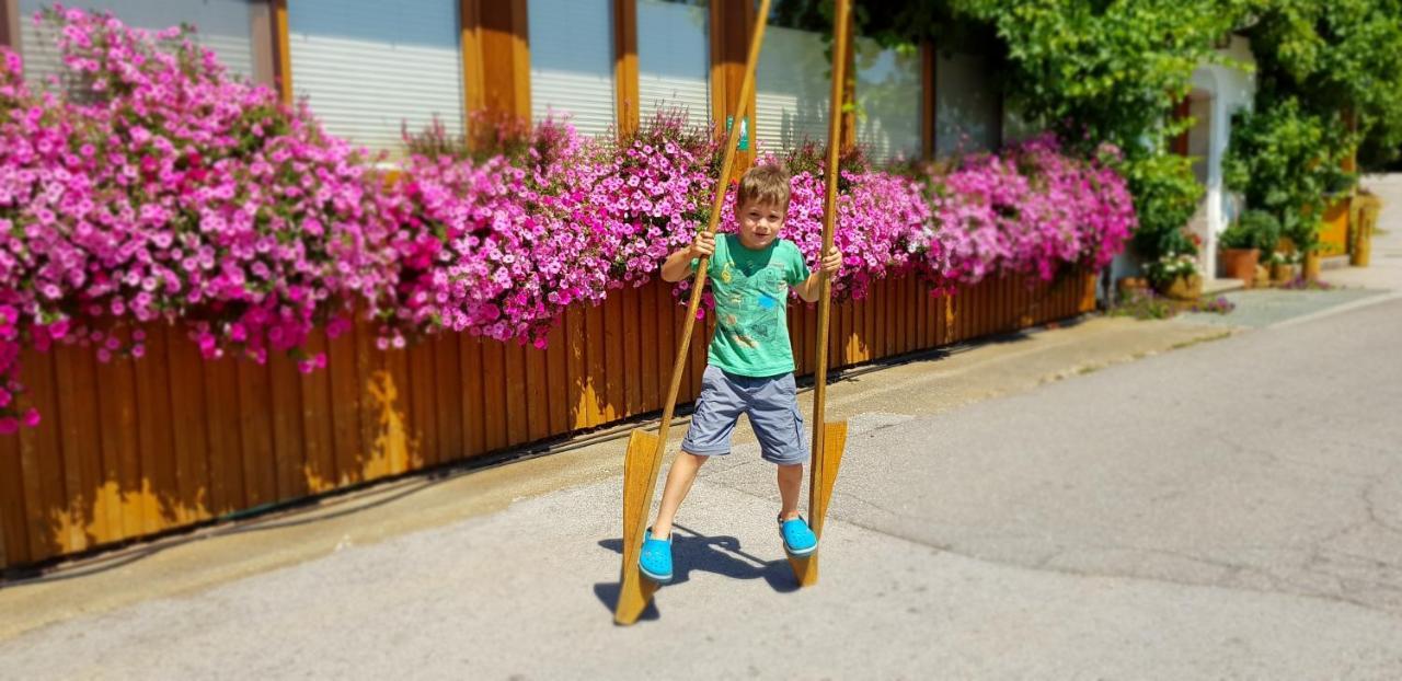 Apartma Pri Bostjanu Škofja Loka Dış mekan fotoğraf